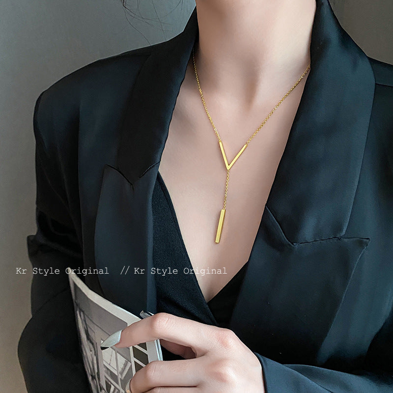 simple style commute letter titanium steel plating 18k gold plated necklace