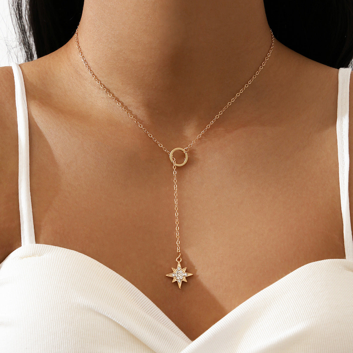 simple eight-pointed star pendant short metal circle necklace